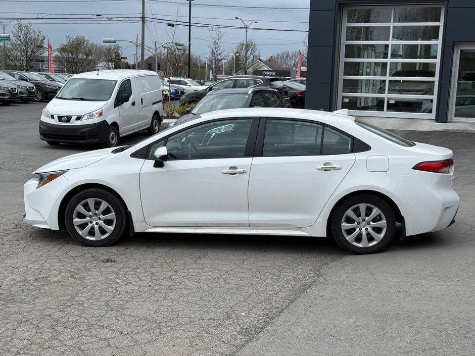 Toyota Corolla LE 2023-7