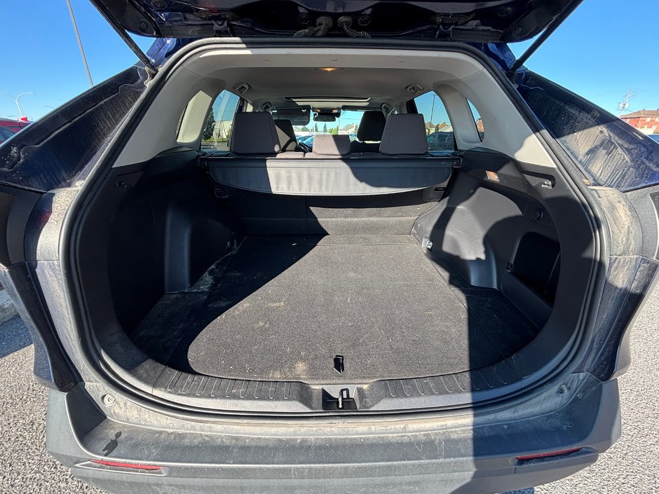 Toyota RAV4 XLE 2019-9