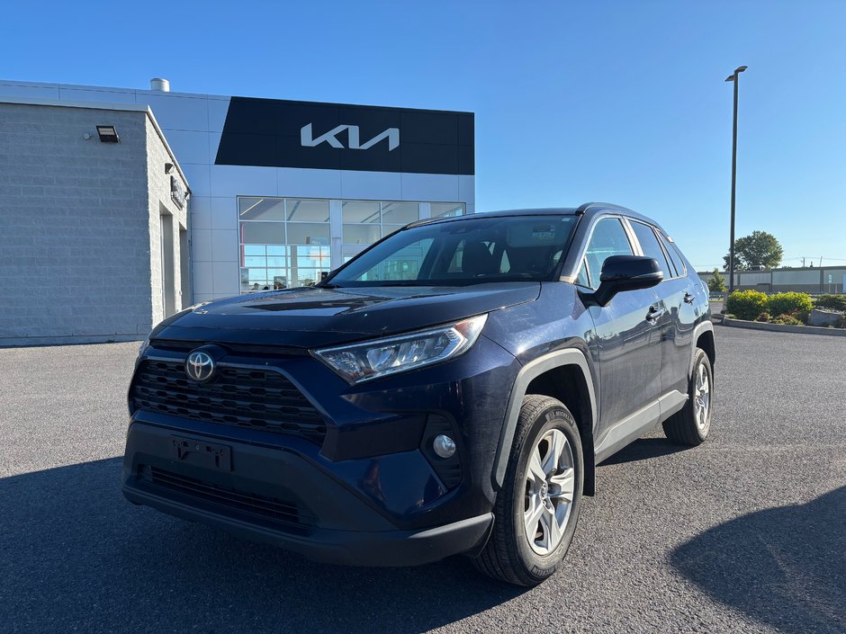 Toyota RAV4 XLE 2019-0