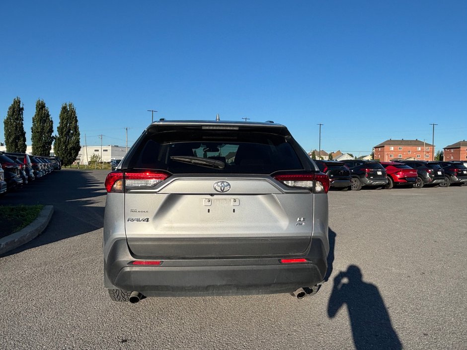 2021 Toyota RAV4 LE-3
