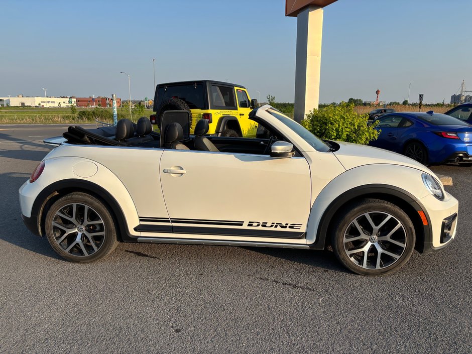 2019 Volkswagen Beetle Convertible Dune-4