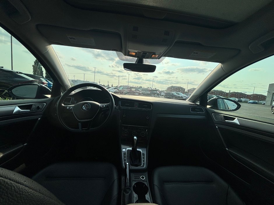 Volkswagen GOLF HIGHLINE  2019 APPLE CAR PLAY - SIEGES CHAUFFANTS