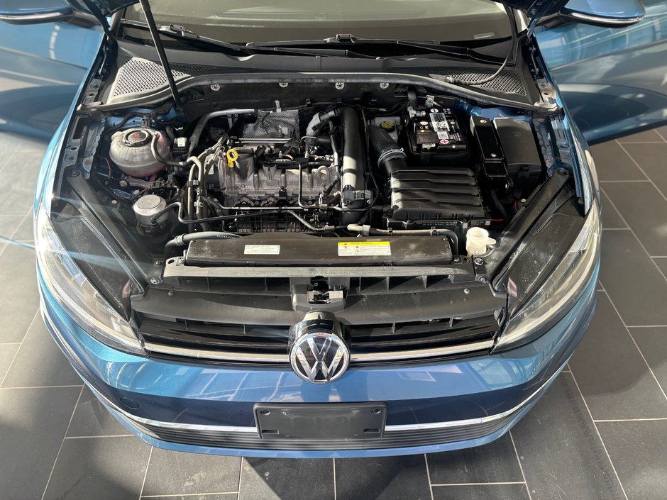 Volkswagen Golf Comfortline 2021-5