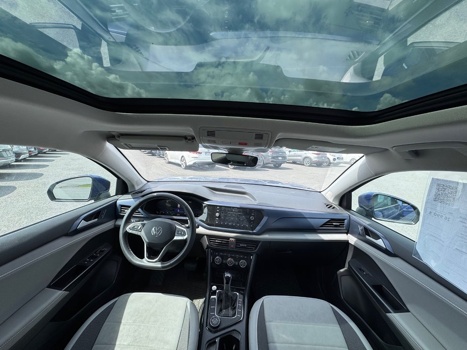 2024 Volkswagen Taos Comfortline 4Motion Toit-Panoramique AWD + CARPLAY + CAMÉRA DE RECUL