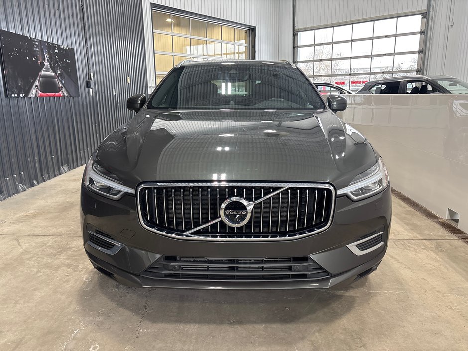 Volvo XC60 Inscription T8 eAWD Hybride Branchable 2019-1