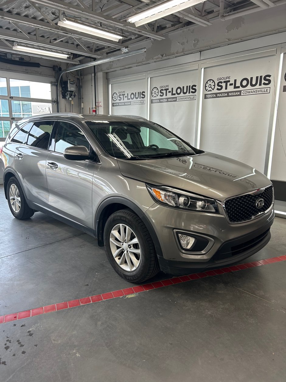 2016 Kia Sorento 2.4L LX in Cowansville, Quebec