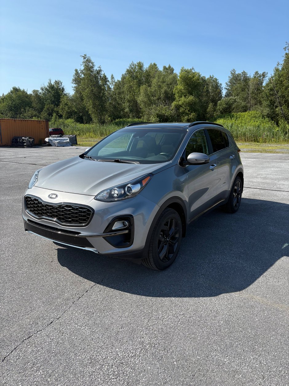 2022 Kia Sportage EX / AWD in Cowansville, Quebec