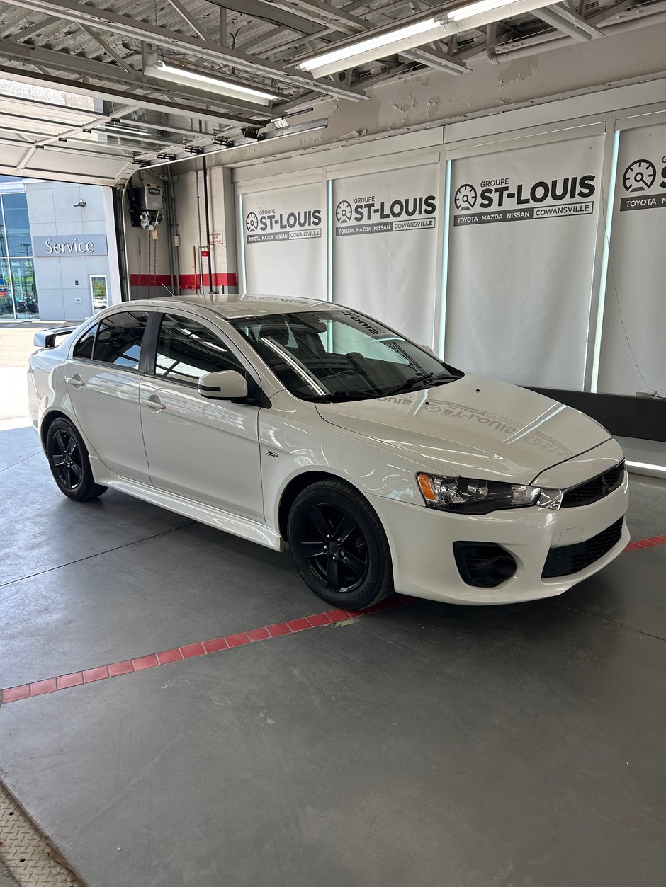 2016 Mitsubishi Lancer ES in Cowansville, Quebec
