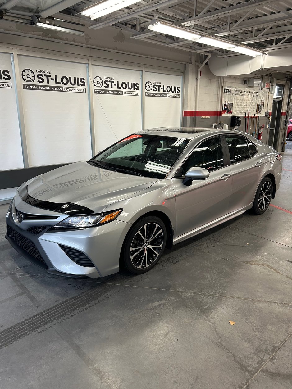 Camry SE Amélioré 2018 à Cowansville, Québec