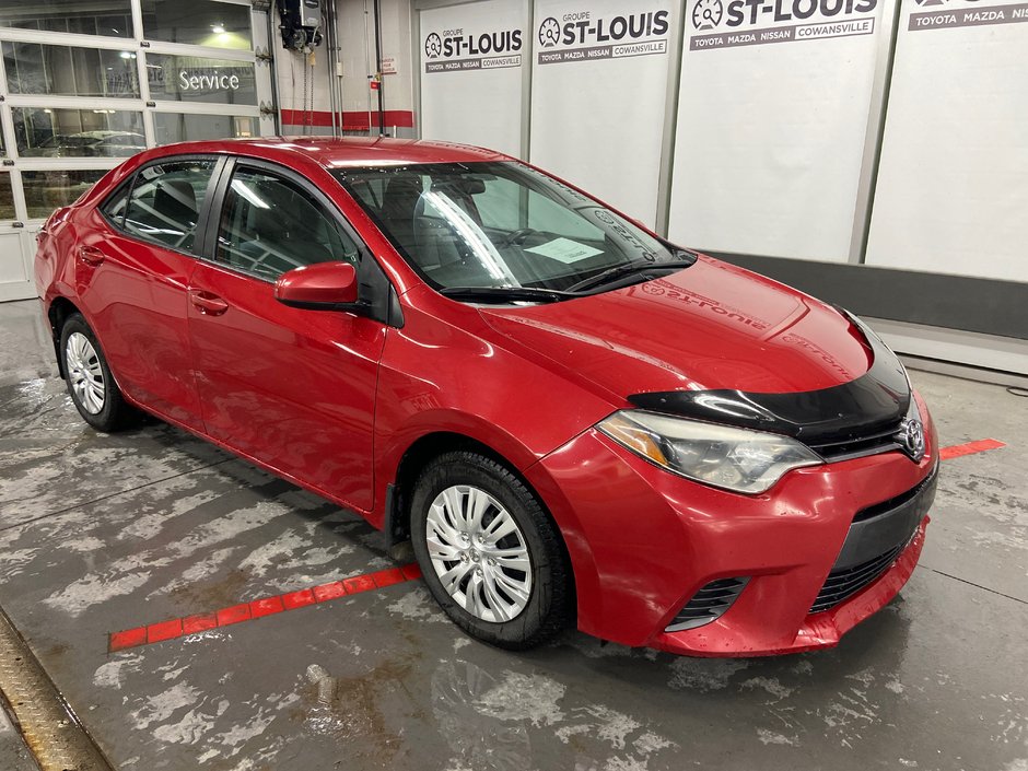 Toyota Corolla LE 2016 à Cowansville, Québec