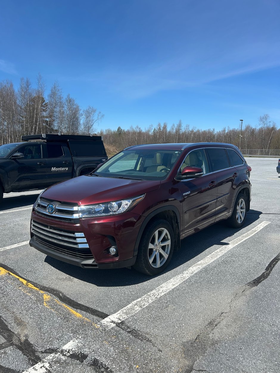 Toyota Highlander hybrid Limited 2017 à Cowansville, Québec