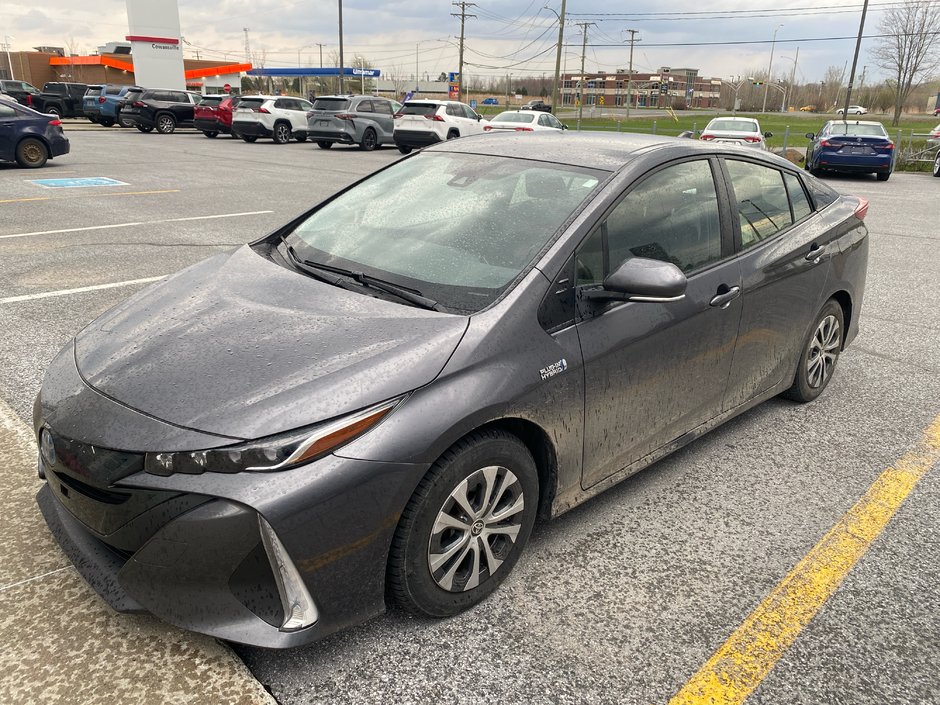 2021 Toyota PRIUS PRIME PLUGIN *SIÈGES / VOLANT CHAUF* GR SÉCURITÉ in Cowansville, Quebec