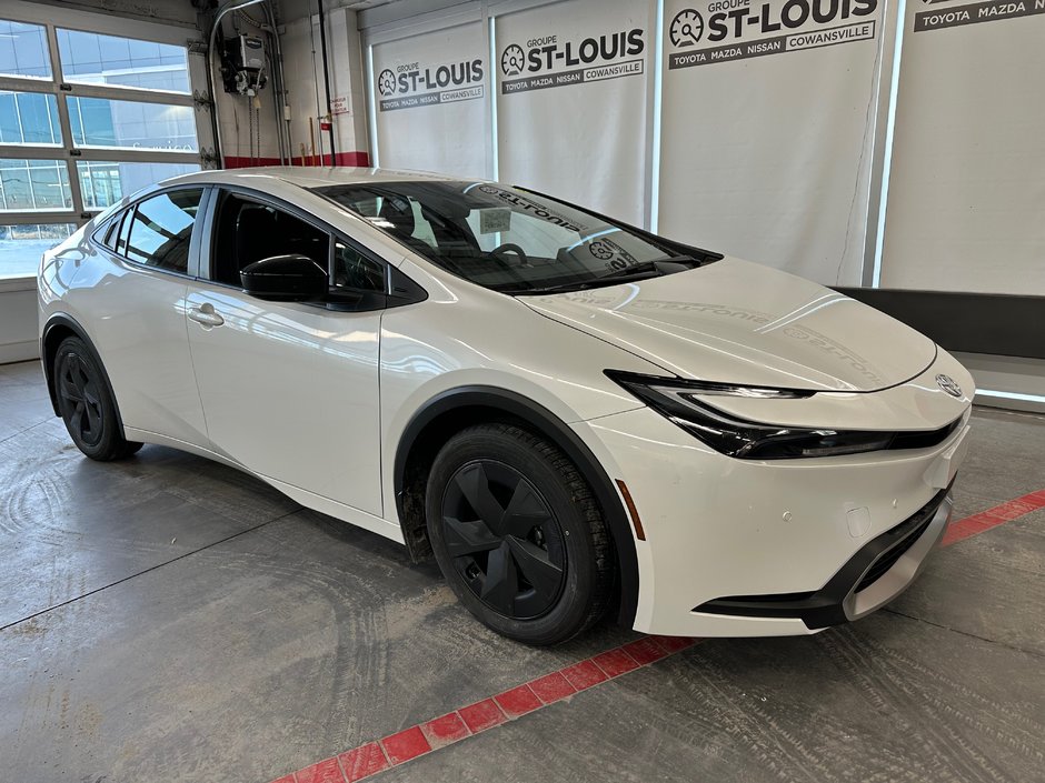 2024 Toyota PRIUS PRIME SE in Cowansville, Quebec