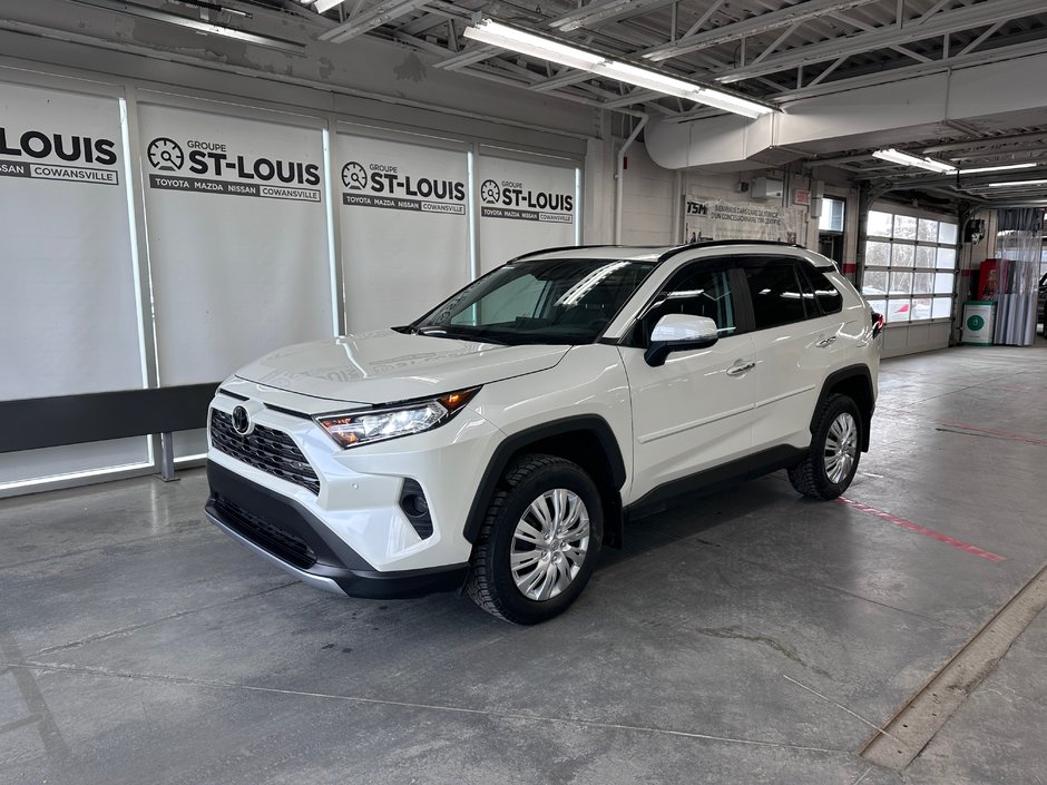 RAV4 Limited AWD Cuir / Toit / Mags / Hayon automatisé 2021 à Cowansville, Québec