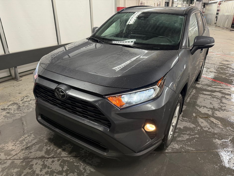 Toyota RAV4 AA XLE AWD 2021 à Cowansville, Québec