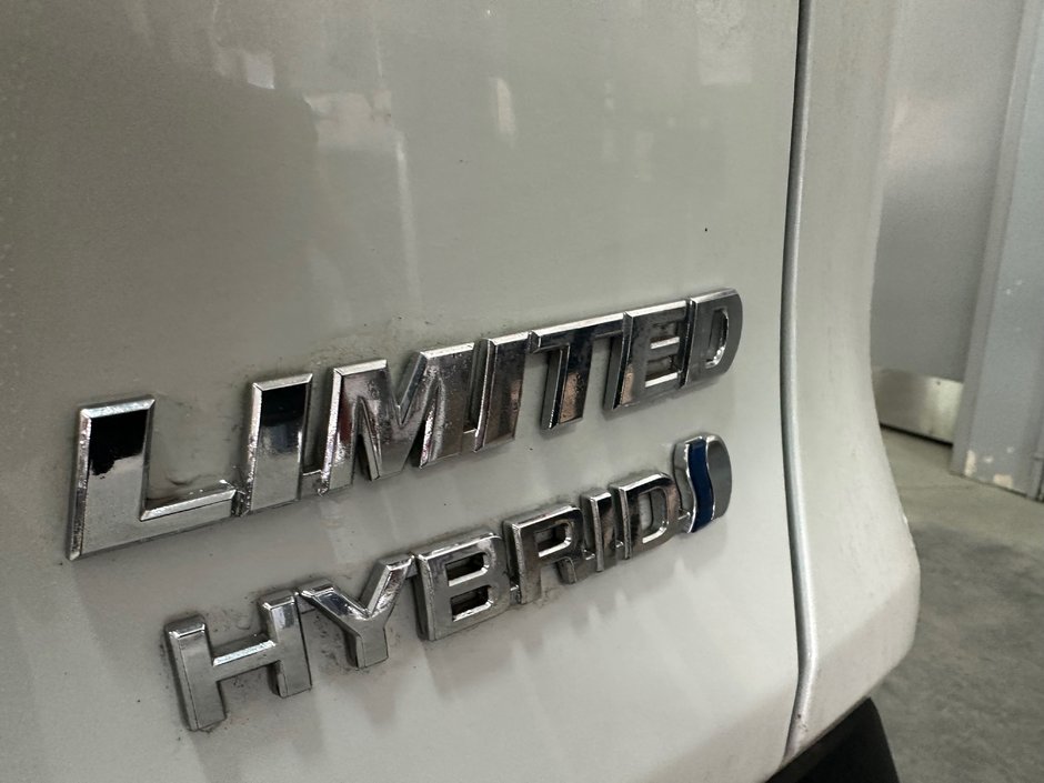 Toyota RAV4 Hyb Ltd 2024: 21 332 km - Cowansville Toyota 2024 à Cowansville, Québec
