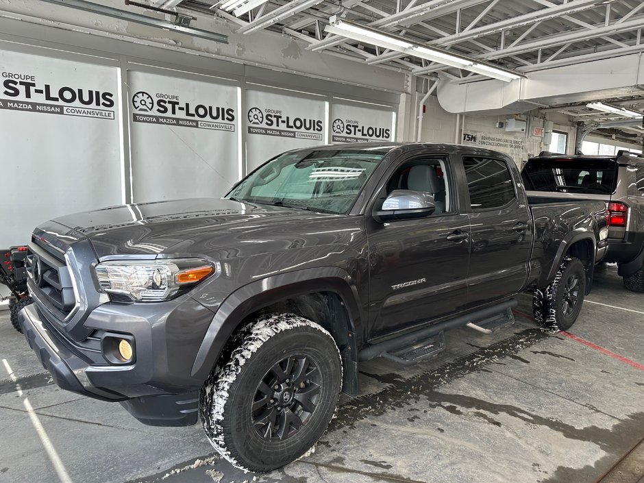 2021 Toyota Tacoma 4X4 SR5 AUTOMATIQUE DOUBLE CAB in Cowansville, Quebec