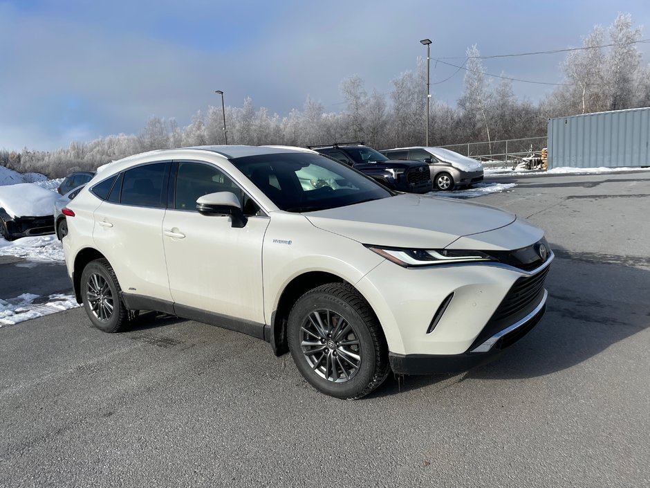 Toyota Venza Hybrid XLE AWD 2021 à Cowansville, Québec