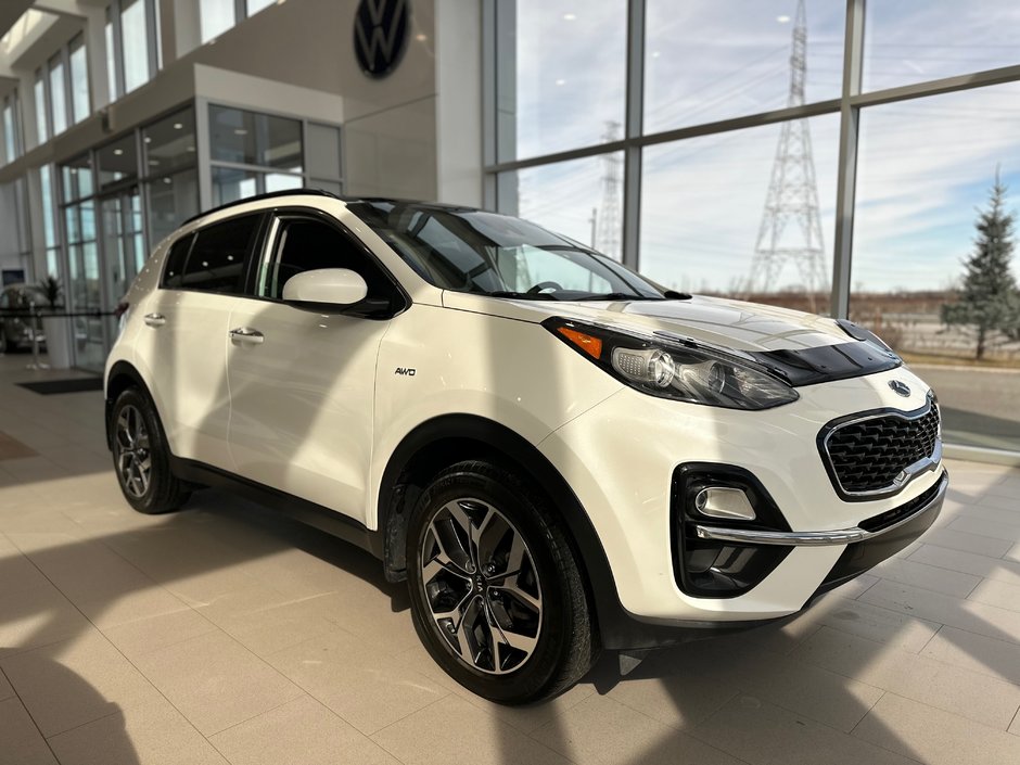 2020  Sportage EX AWD | TOIT PANO | CARPLAY | CAMÉRA | 8 ROUES ++ in Laval, Quebec