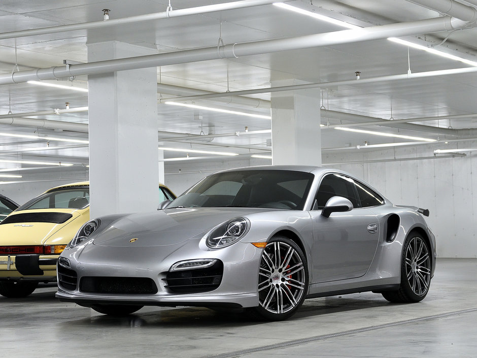 911 Turbo / Sport Chrono Package 2014 à Laval, Québec