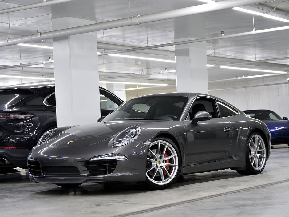 2015  911 2dr Cpe Carrera S in Laval, Quebec