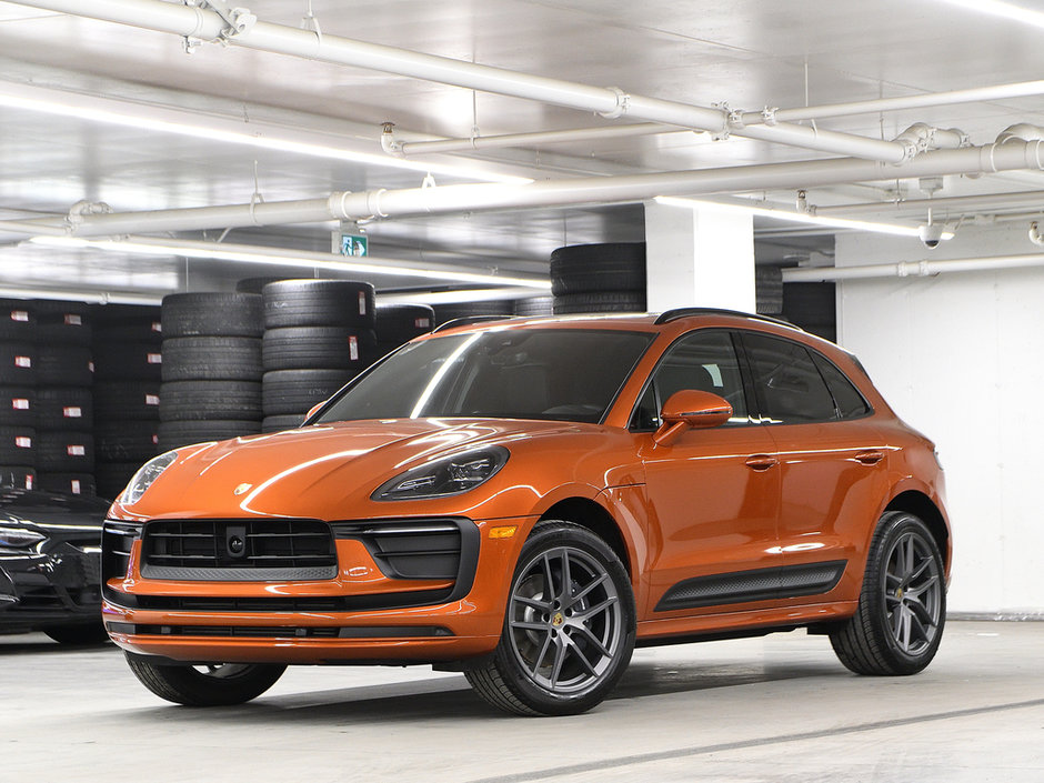 Macan / Premium Plus Package / BOSE 2024 à Laval, Québec