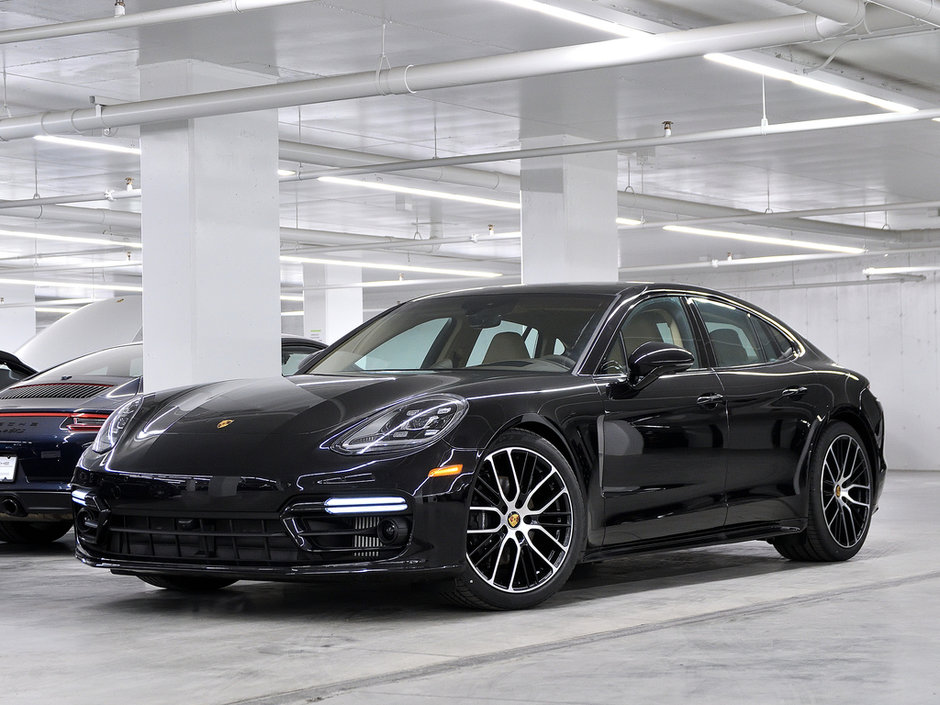 Panamera 4 Platinum Edition / Assistance Package 2023 à Laval, Québec