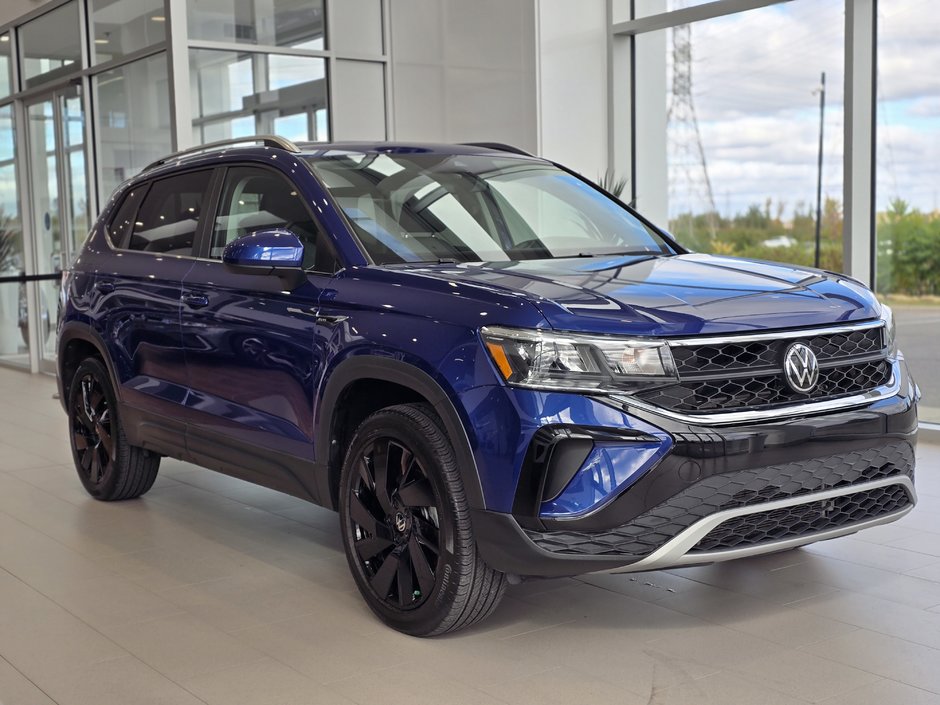 Taos Comfortline TOIT PANO | JANTES NOIR | CARPLAY | ++ 2024 à Laval, Québec