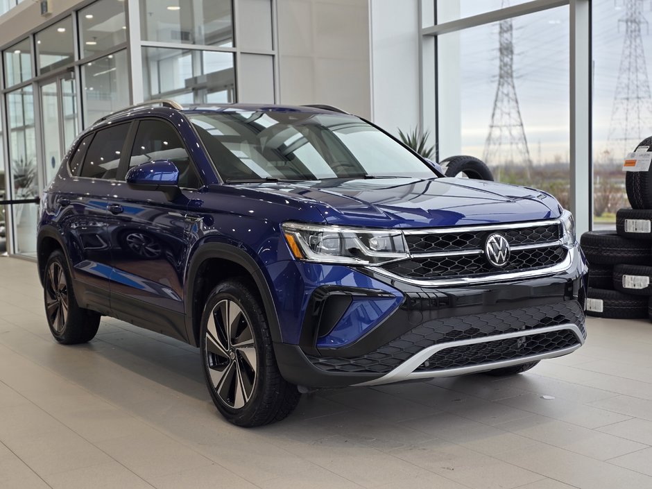 Volkswagen Taos Highline TOIT PANO | CUIR | NAV | CARPLAY | AWD 2024 à Laval, Québec