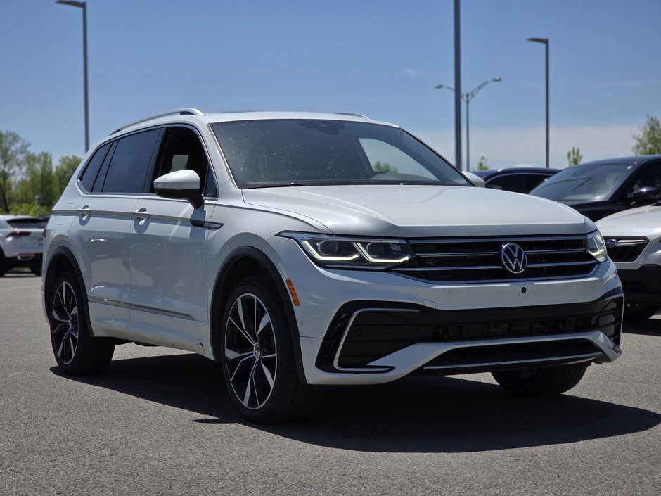 2022 Volkswagen Tiguan Highline R-Line TOIT PANO | CUIR | NAV | CARPLAY in Laval, Quebec