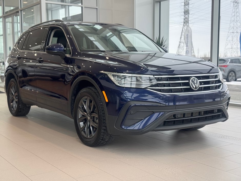 2023 Volkswagen Tiguan Comfortline TOIT PANO | CUIR | CARPLAY | AWD | +++ in Laval, Quebec