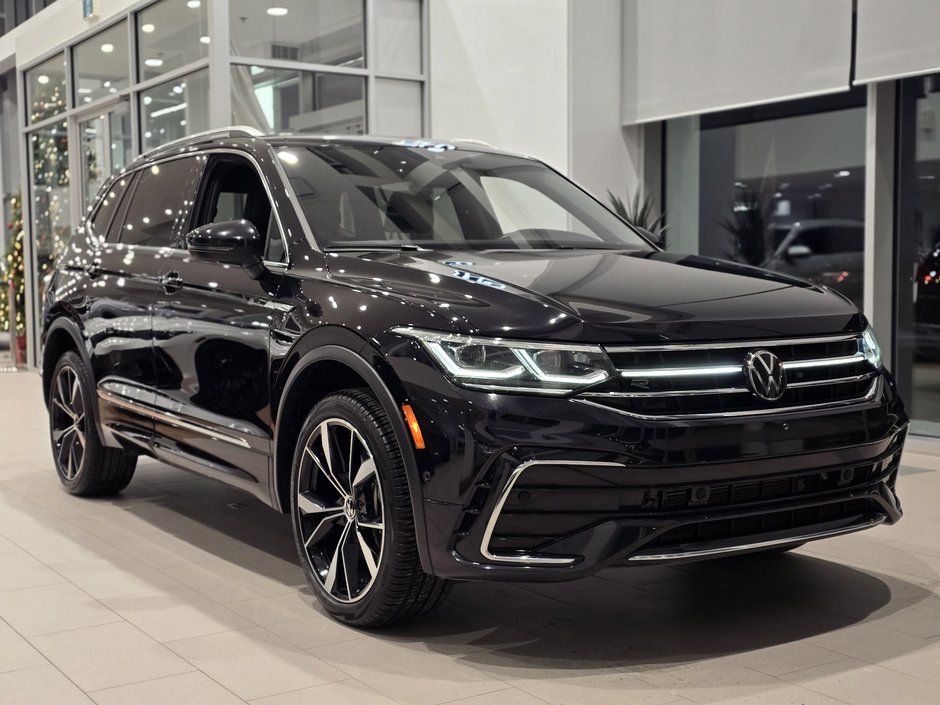 Volkswagen Tiguan Highline R-Line | DÉMARREUR | NAV | PANO | CUIR 2024 à Laval, Québec