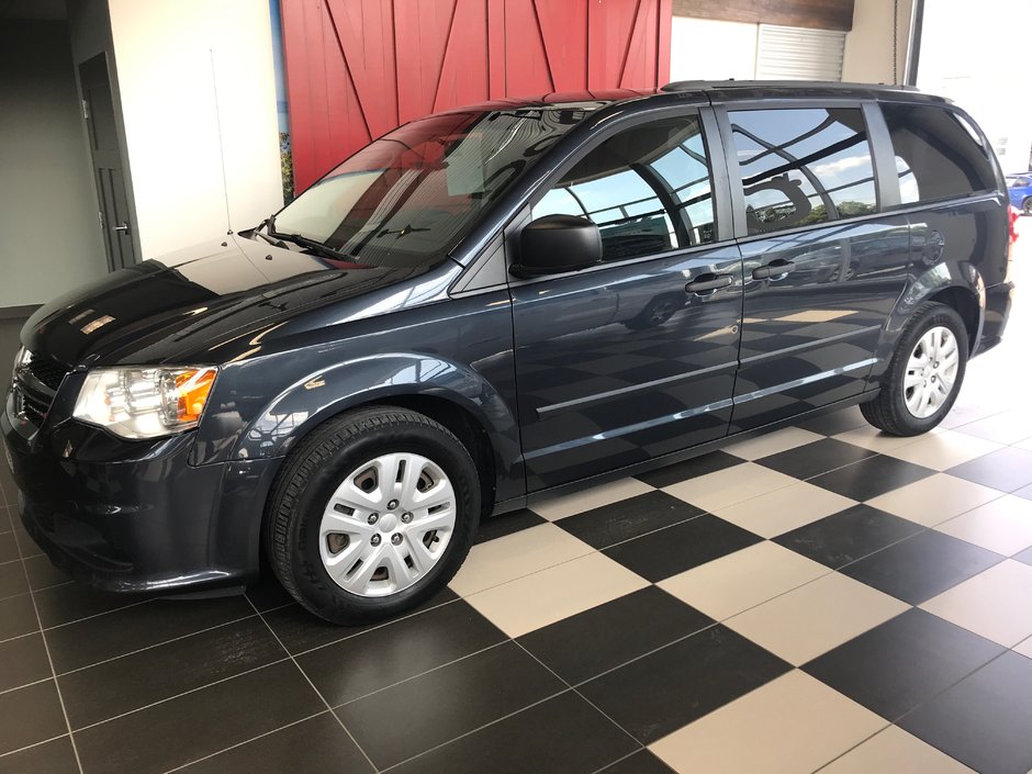 2014 dodge caravan se