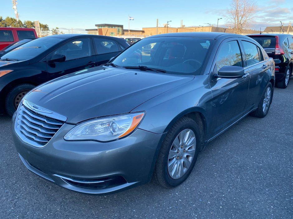 2012 Chrysler 200 LX LX