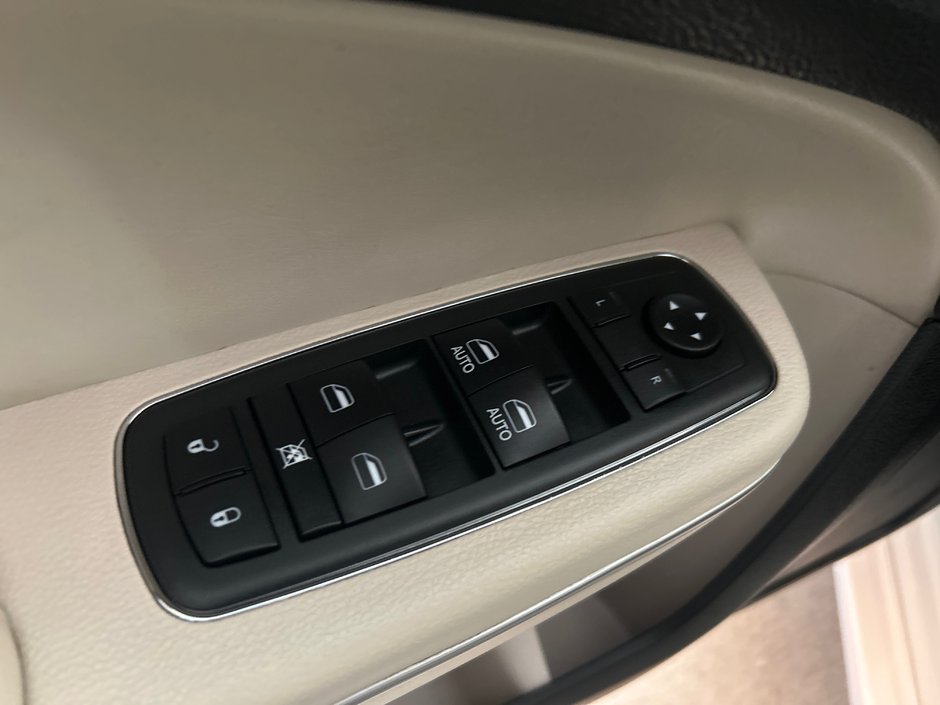 2018 Chrysler 300 Limited