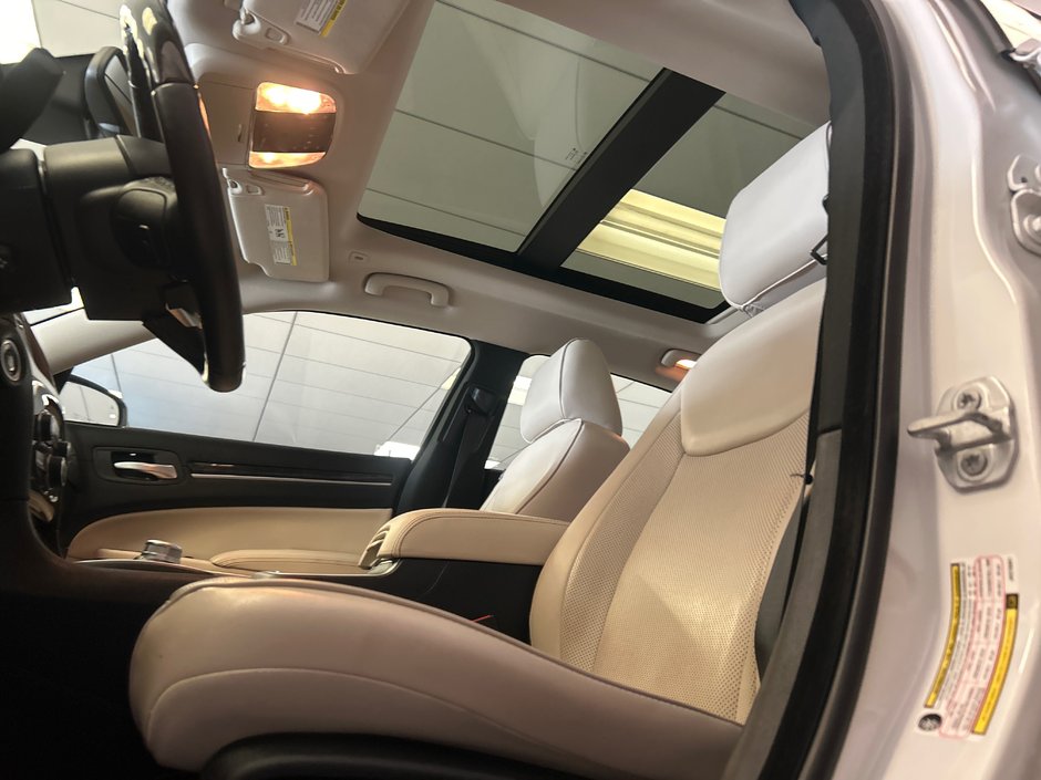 2018 Chrysler 300 Limited