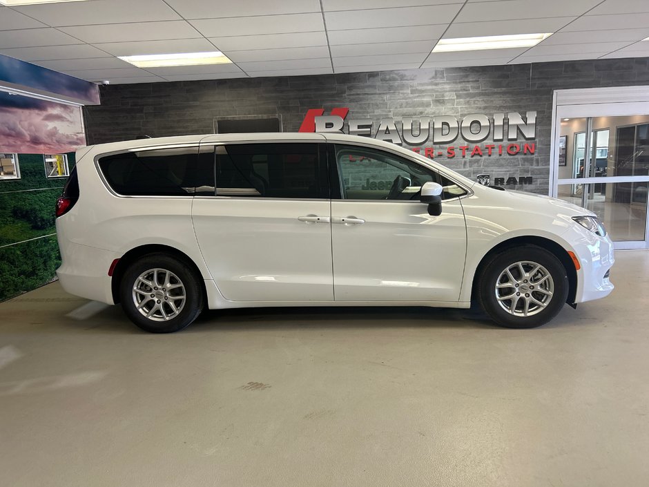 Chrysler Grand Caravan SXT SXT 2023