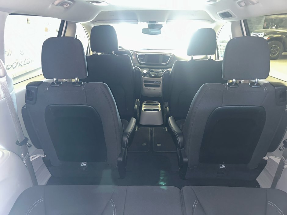 Chrysler Grand Caravan SXT SXT 2023