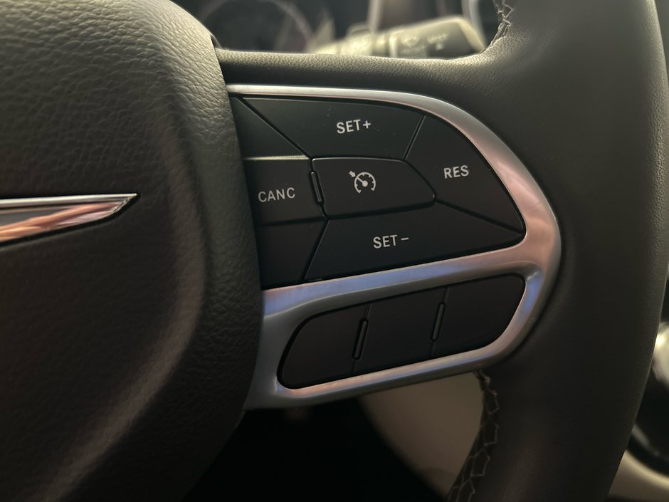 Chrysler Grand Caravan SXT SXT 2023