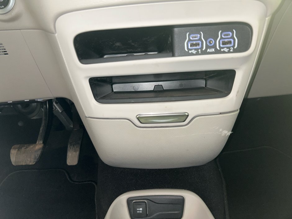 Chrysler Grand Caravan SXT SXT 2023