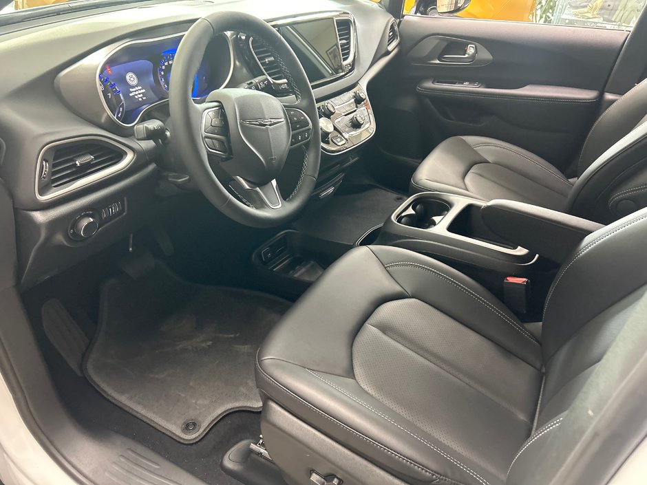 Chrysler Grand Caravan SXT 2026