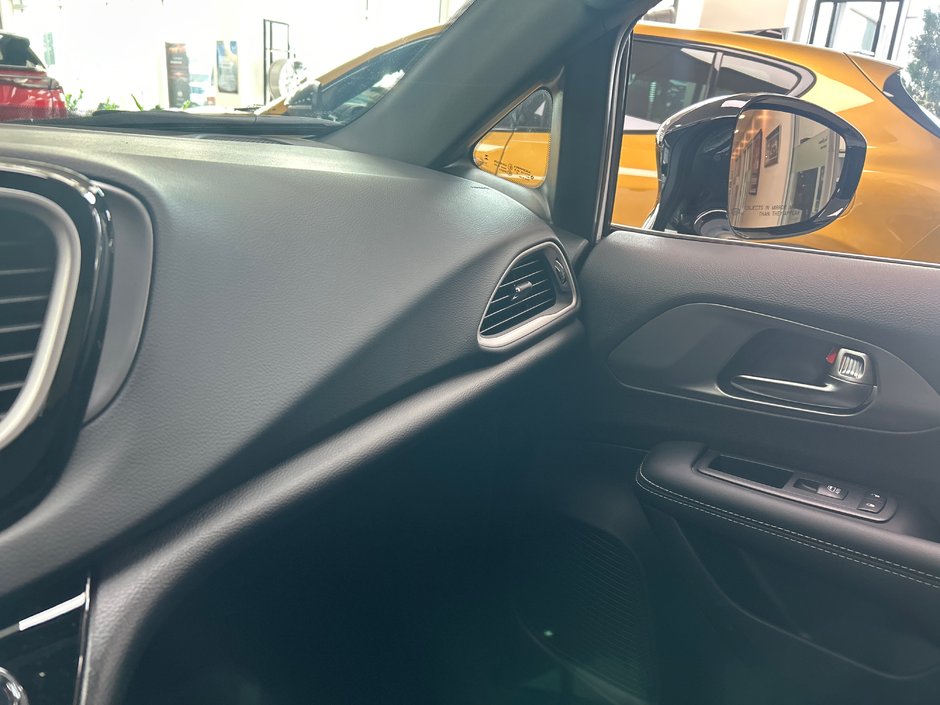 Chrysler Grand Caravan SXT 2026