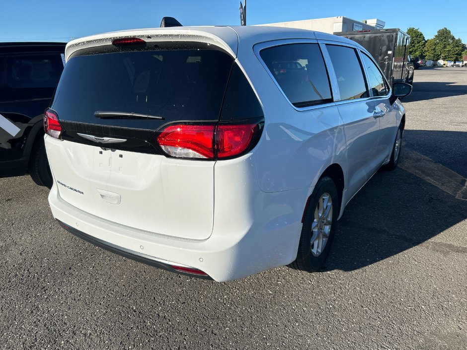 2026 Chrysler Grand Caravan SXT