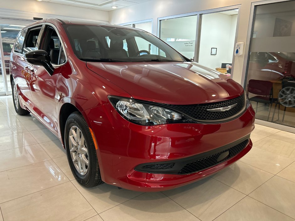 Chrysler Grand Caravan SXT 2026