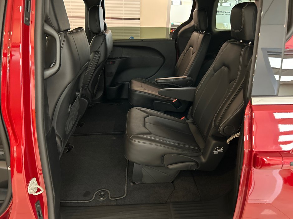 Chrysler Grand Caravan SXT 2026