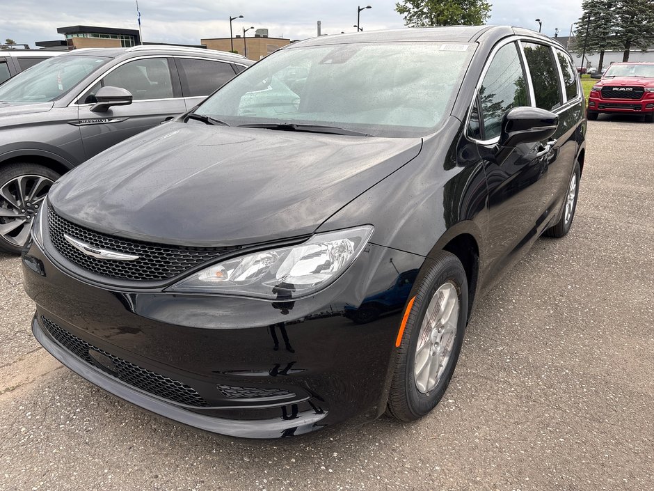 Chrysler Grand Caravan SXT 2027