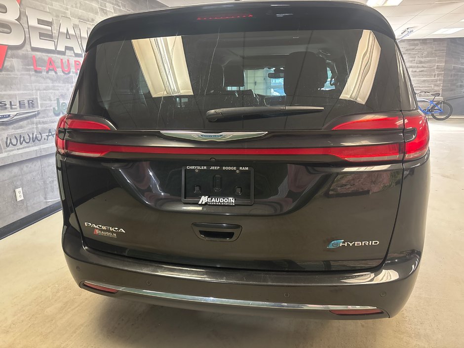 Chrysler PACIFICA HYBRID LIMITED Limited 2021