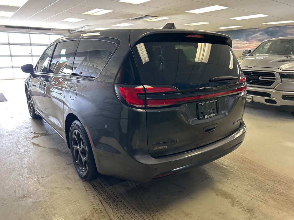 2022 Chrysler PACIFICA LIMITÉE