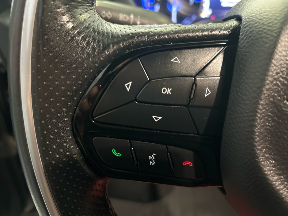 2021 Chrysler PACIFICA LIMITED Limited