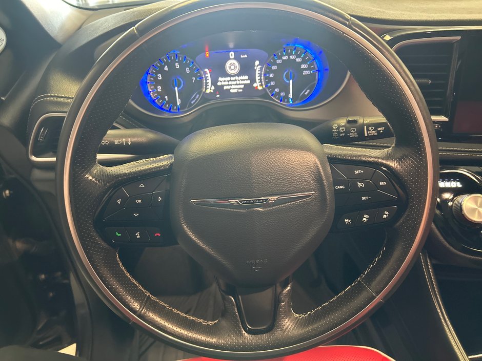 2021 Chrysler PACIFICA LIMITED Limited